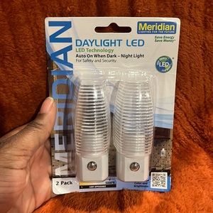 Daylight Led- nightlight ( Meridian)